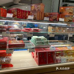 百货店中的面包品牌丰富多样